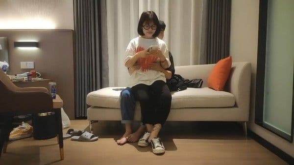 良家小妹兼职淘宝权跑路胖子说我年轻不怕以空间换时间稳赚不赔