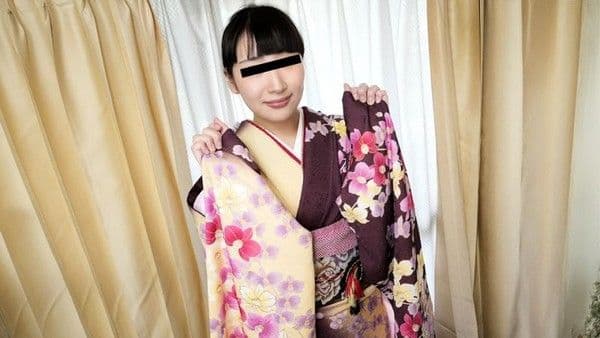 10musume_010326_01 一位穿着和服,胸部丰满柔软的女OO 神乐麻衣