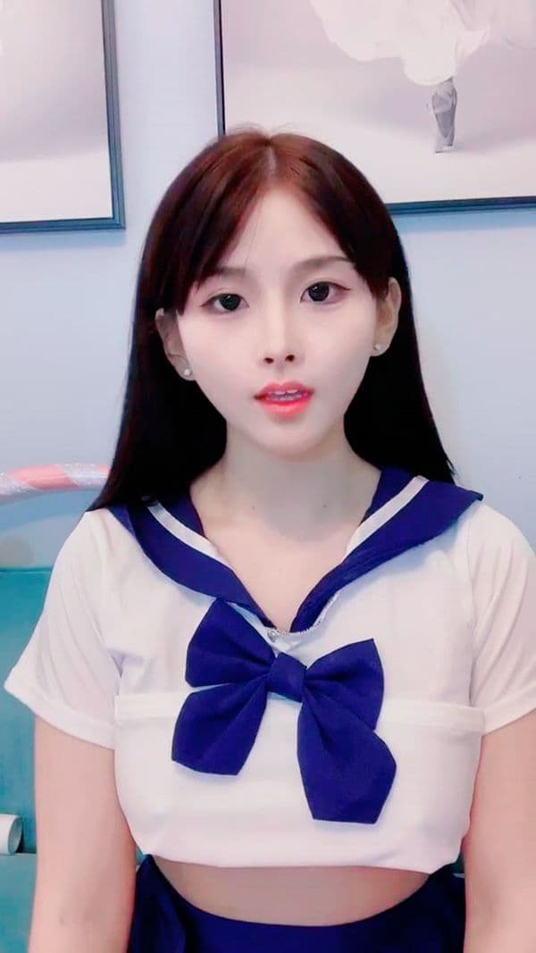 纯欲系嫩模小优完美身材诱人美乳挑逗19