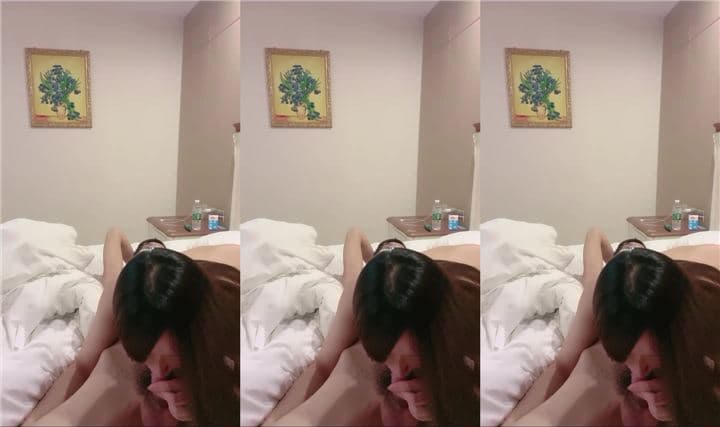 被男友操的心花怒放的笑着很开心